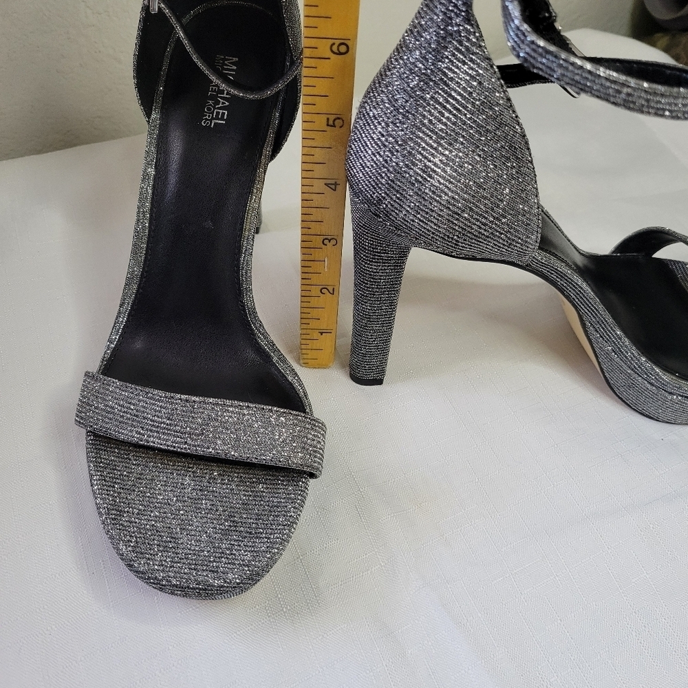 Michael Kors Glittering Silver Heels Size 8.5 - Picture 7 of 11